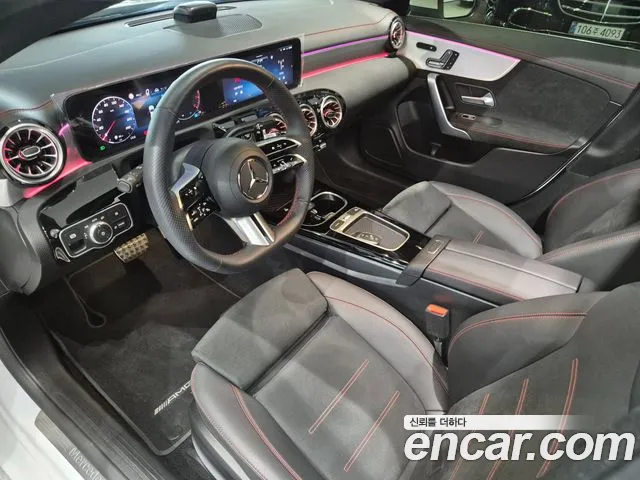 Mercedes-Benz CLA-Class 2025 — фото 17