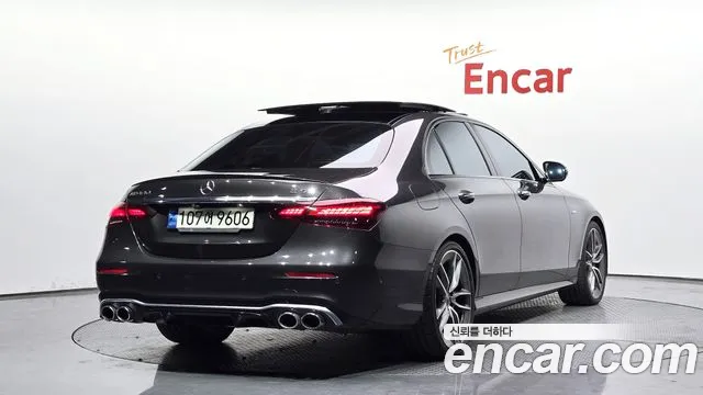 Mercedes-Benz E-Class 2021 — фото 2