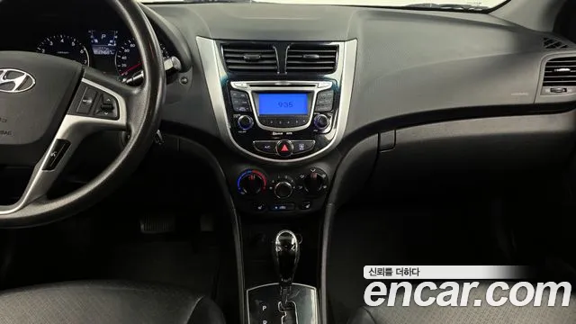 Hyundai Accent 2013 — фото 14