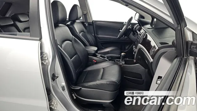 KG_Mobility_Ssangyong KORANDO 2011 — фото 10