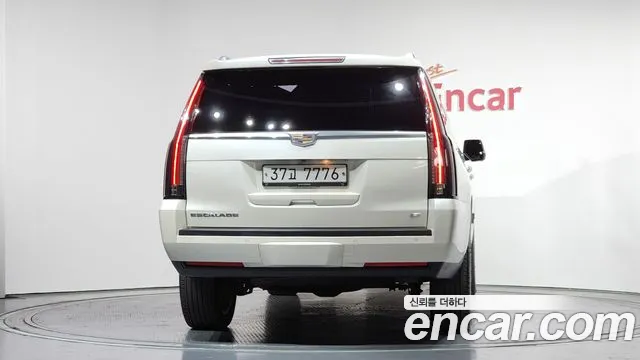 Cadillac Escalade 2015 — фото 4
