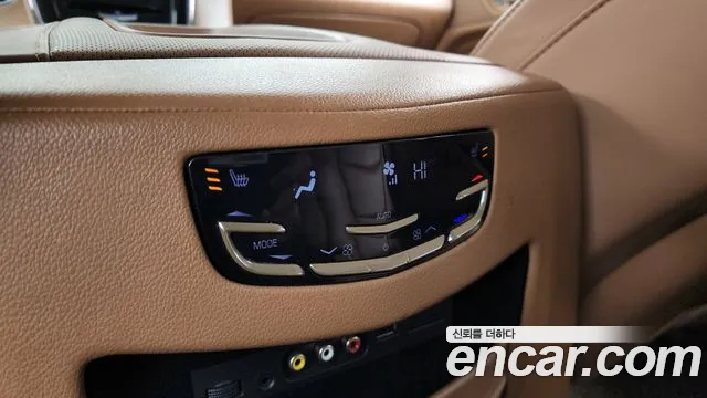 Cadillac Escalade 2015 — фото 19