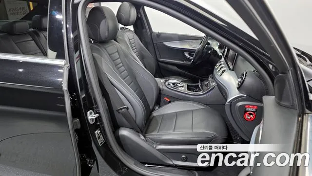 Mercedes-Benz E-Class 2020 — фото 12