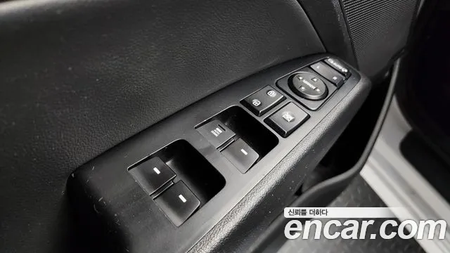 Hyundai AVANTE 2018 — фото 13