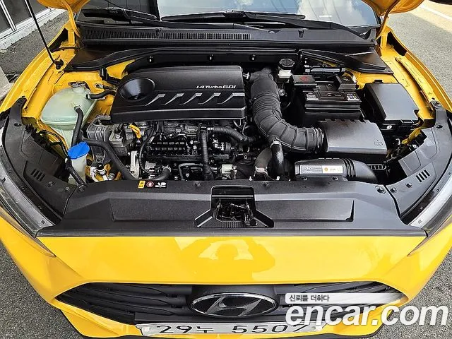 Hyundai Veloster 2018 — фото 17