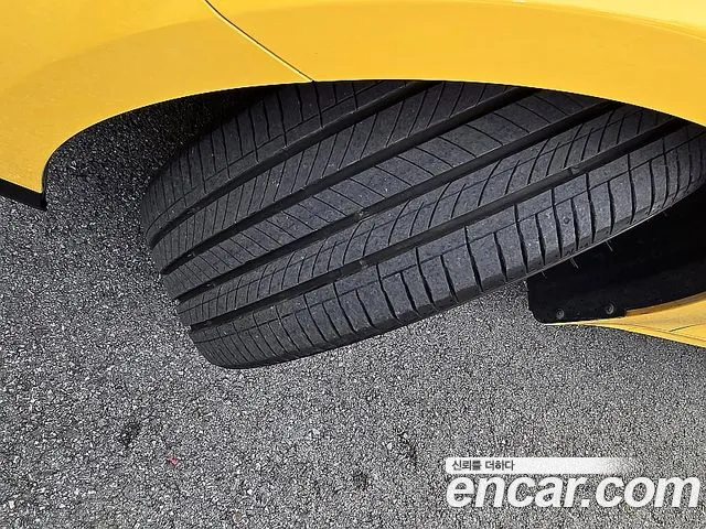 Hyundai Veloster 2018 — фото 18