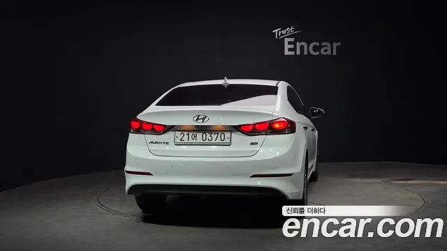 Hyundai AVANTE 2017 — фото 4