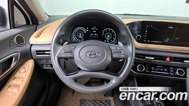 Hyundai Sonata 2020 — фото 13