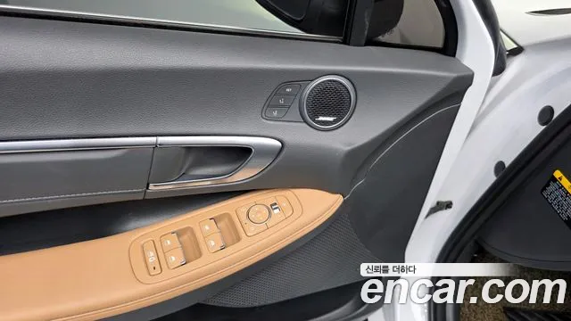 Hyundai Sonata 2020 — фото 18