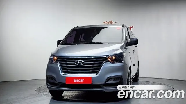 Hyundai Starex 2019 — фото 3