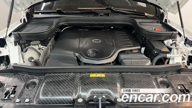 Mercedes-Benz GLS-Class 2025 — фото 6