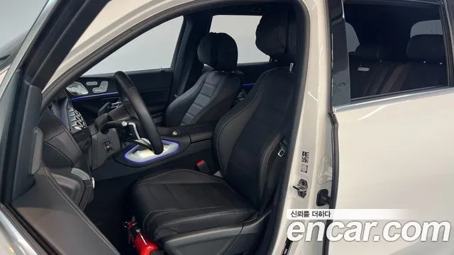Mercedes-Benz GLS-Class 2025 — фото 11