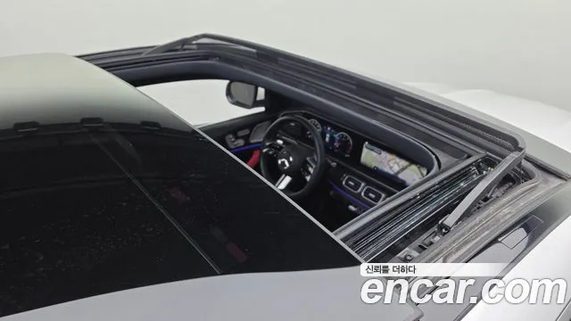 Mercedes-Benz GLE-Class 2025 — фото 19