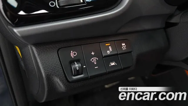 Kia Stonic 2019 — фото 18