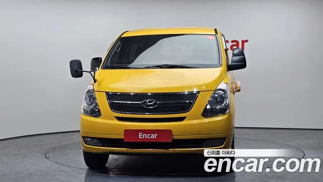 Hyundai Starex 2015 — фото 3