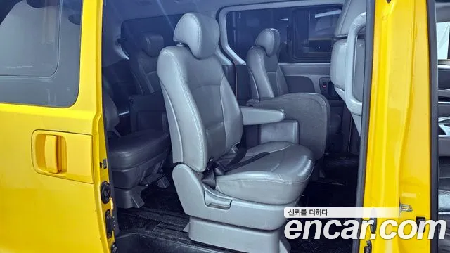 Hyundai Starex 2015 — фото 12