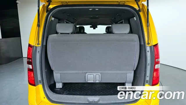 Hyundai Starex 2015 — фото 20
