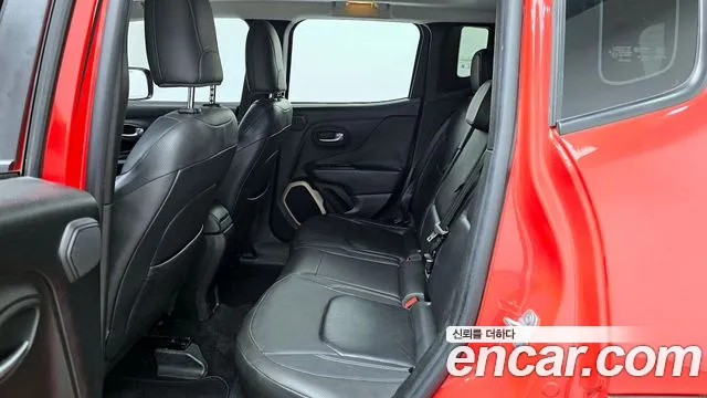 Jeep Renegade 2015 — фото 13