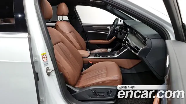Audi A6 2022 — фото 10