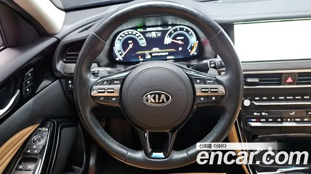 Kia K7 2021 — фото 13