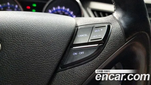 Hyundai Sonata 2014 — фото 17