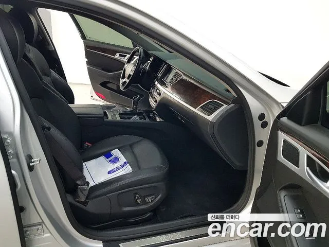 Hyundai Genesis 2015 — фото 13