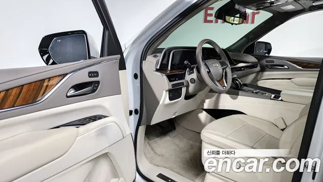 Cadillac Escalade 2023 — фото 10