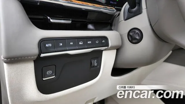 Cadillac Escalade 2023 — фото 16