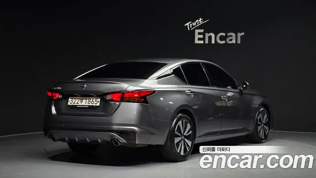 Nissan Altima 2019 — фото 2