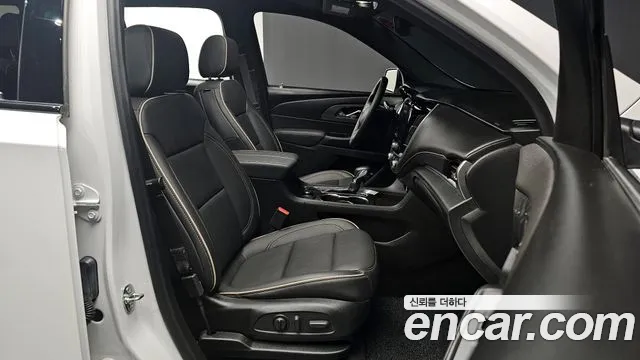 ChevroletGMDaewoo Traverse 2023 — фото 10