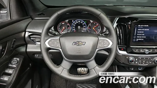 ChevroletGMDaewoo Traverse 2023 — фото 13