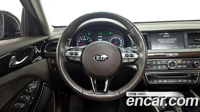Kia K7 2018 — фото 13