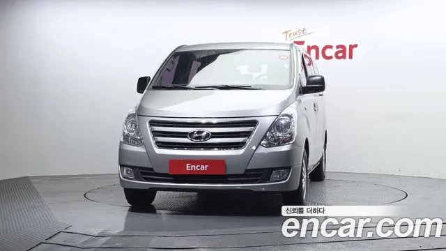 Hyundai Starex 2017 — фото 3