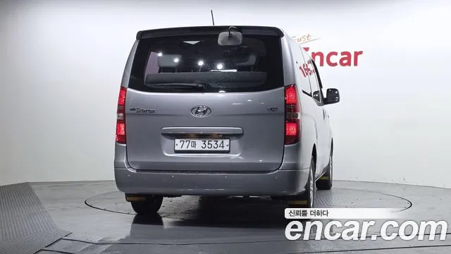 Hyundai Starex 2017 — фото 4