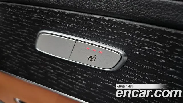 Mercedes-Benz GLC-Class 2023 — фото 18