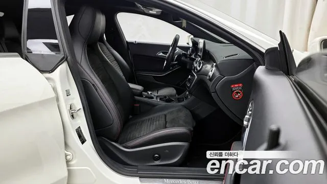 Mercedes-Benz CLA-Class 2018 — фото 11