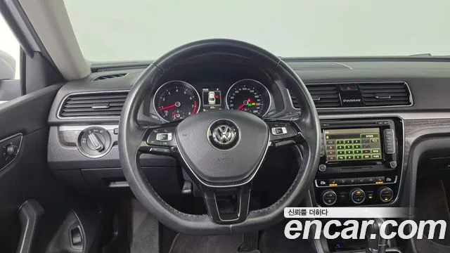 Volkswagen Passat 2018 — фото 13