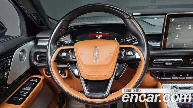 Lincoln Aviator 2020 — фото 13