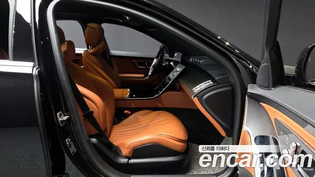 Mercedes-Benz S-Class 2025 — фото 11