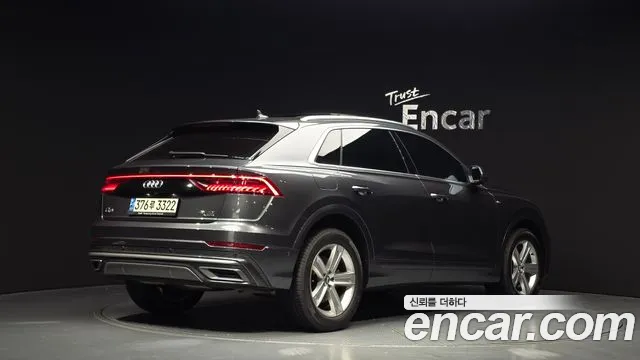 Audi Q8 2021 — фото 2