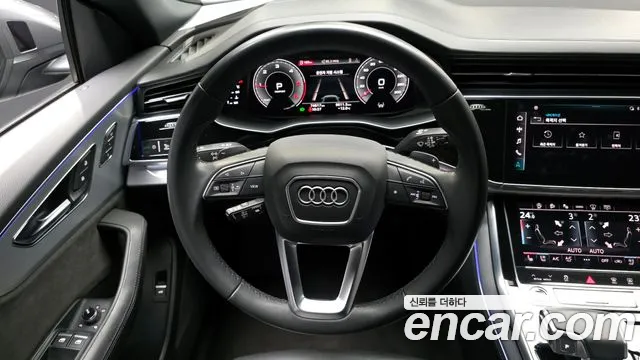 Audi Q8 2021 — фото 13
