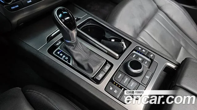 Hyundai Genesis 2016 — фото 9