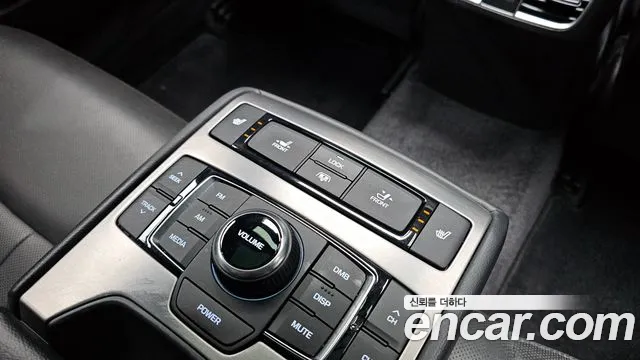 Hyundai Genesis 2016 — фото 19