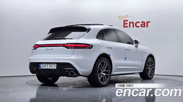 Porsche Macan 2022 — фото 2
