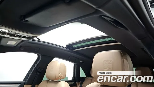 Porsche Macan 2022 — фото 19