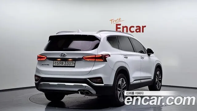 Hyundai Santafe 2020 — фото 2