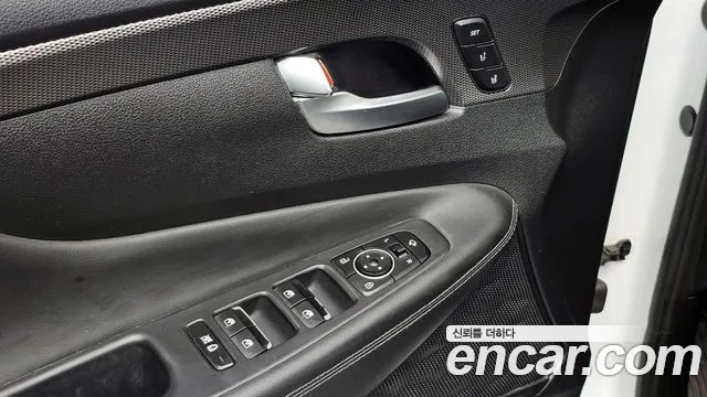 Hyundai Santafe 2020 — фото 14
