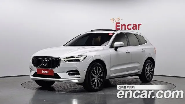 Volvo XC60 2018 — фото 1