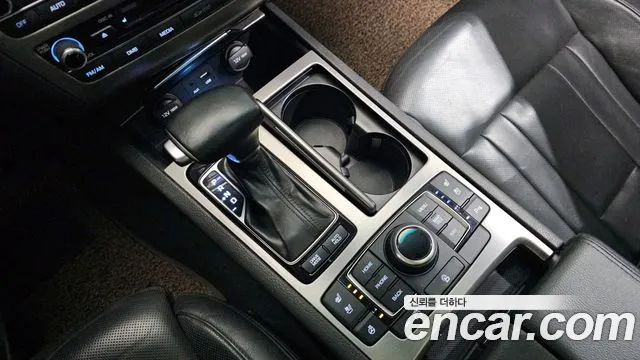 Hyundai Genesis 2015 — фото 9