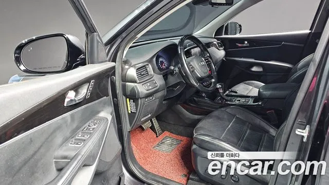 Kia Sorento 2019 — фото 11